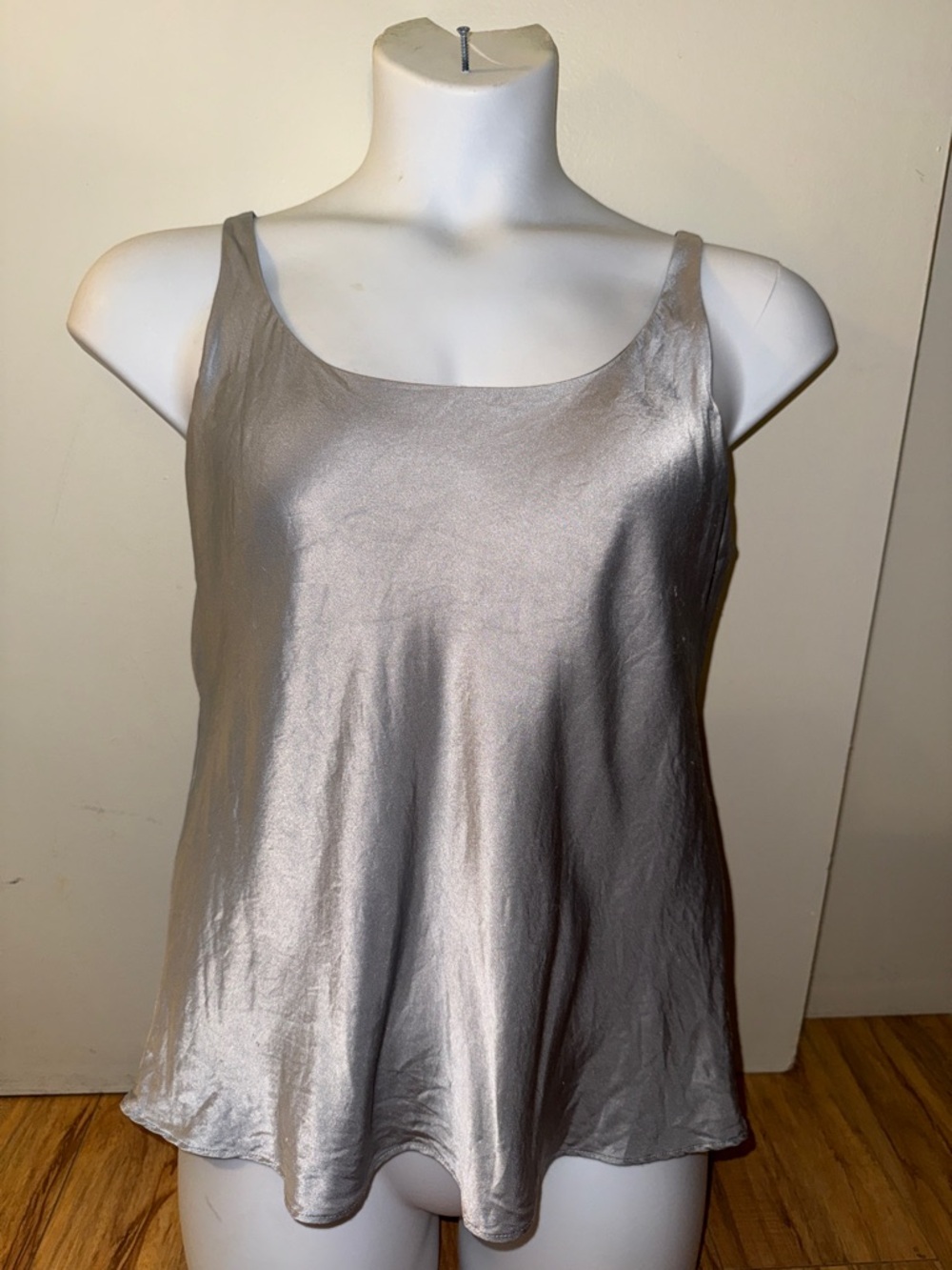 Natori Silver-Gray Silk Satin Scoop Neck Camisole